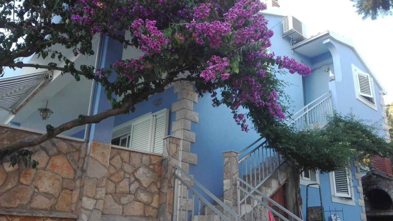Apartments By The Sea Maslinica, Solta - 14748 Εξωτερικό φωτογραφία